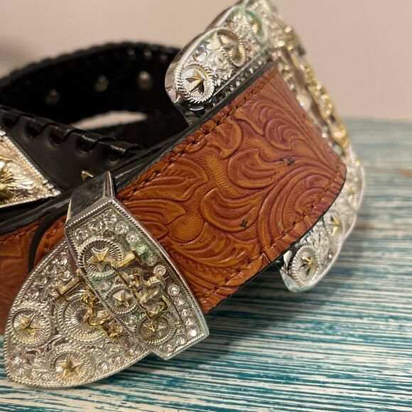 Praying Cowboy Vintage 2-Toned Hand-tooled Large Buckle Men’s Western/Cowboy Bel - Picture 3 of 16